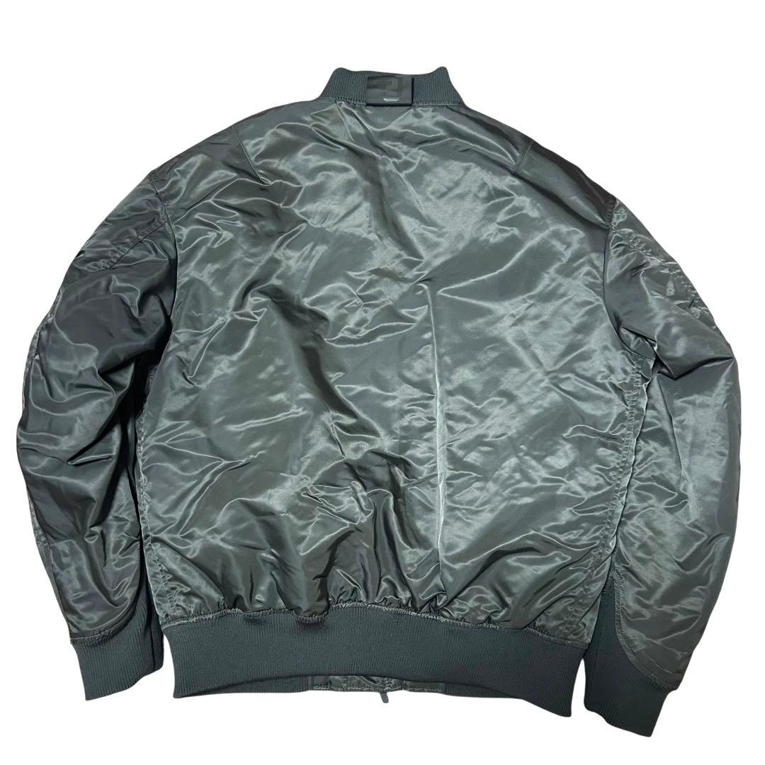 専用。UNIQLO +J ハイブリッドダウン オーバーサイズMA-1