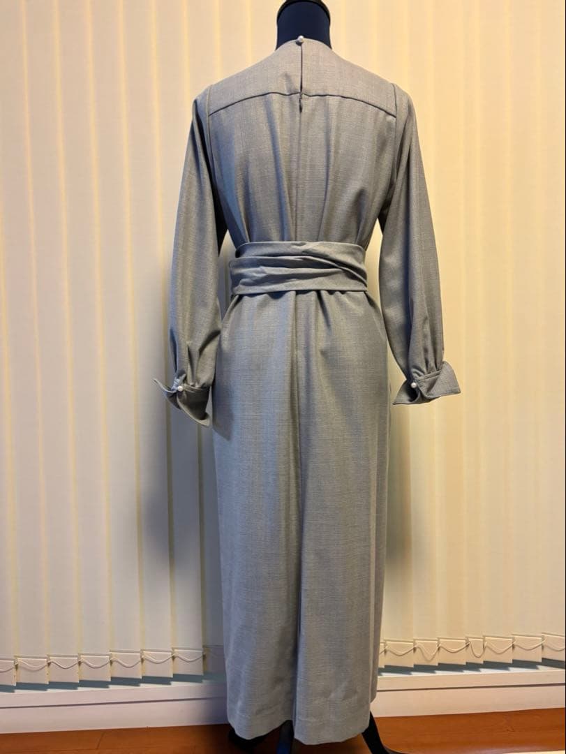 エストネーション　ウエストツイストデザイン グレー ワンピース