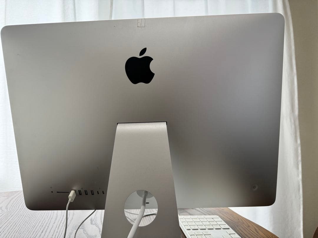 iMac (Retina 21.5-inch, 2019) 本体SSDモデル