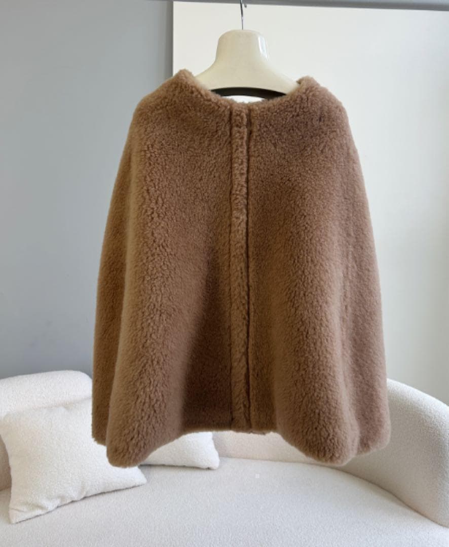 新品未使用 ベアケープコート ポンチョ アルパカ素材 テディコート