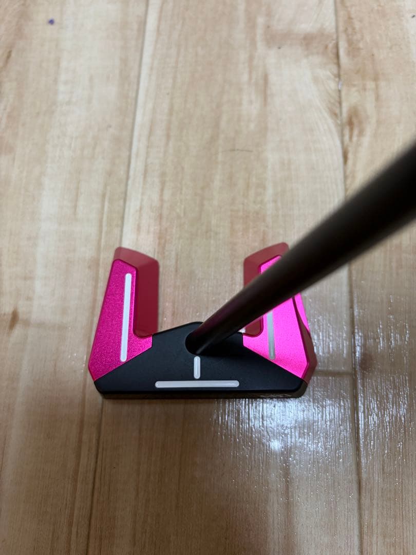 Burke Golf Ai ZERO ゼロトルクパター　ピンク