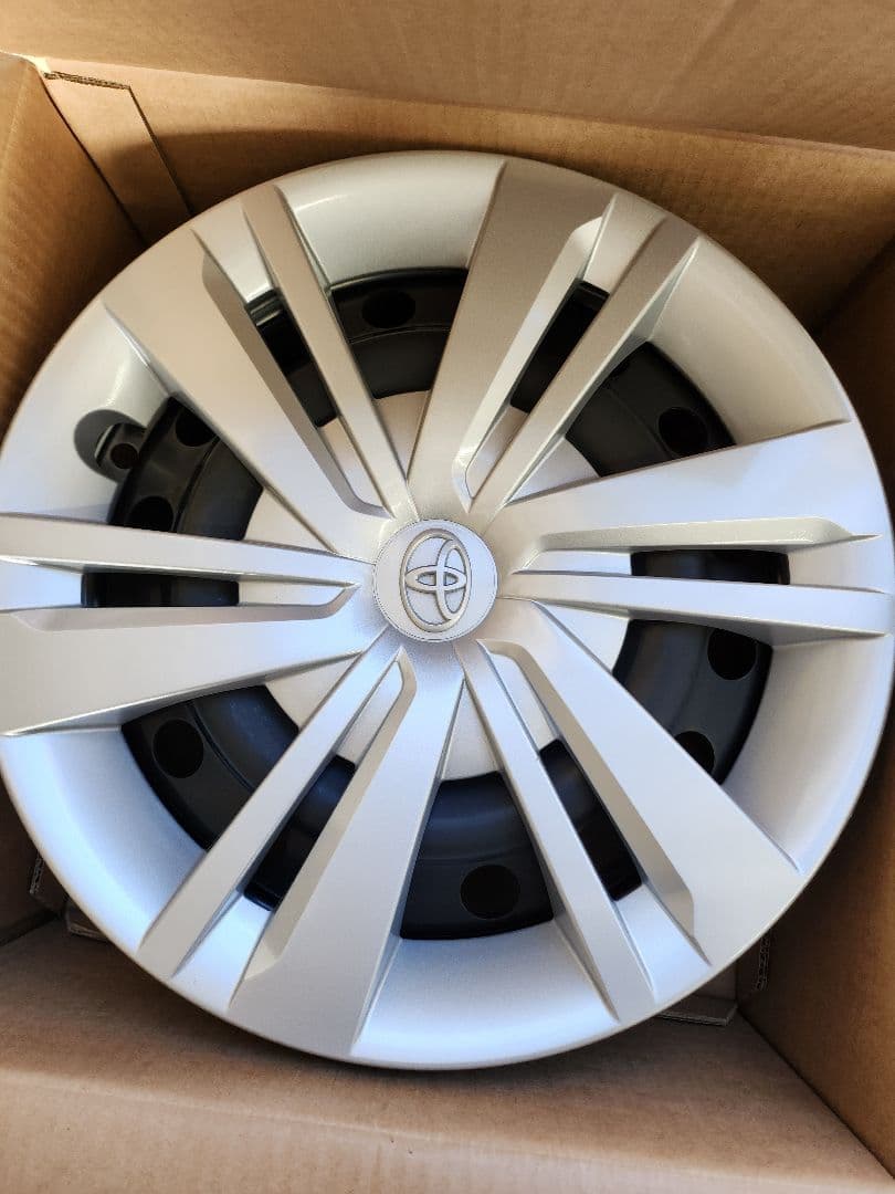 スタッドレスタイヤ用おすすめです。 トヨタ　ルミー１４インチ　ホイル４本