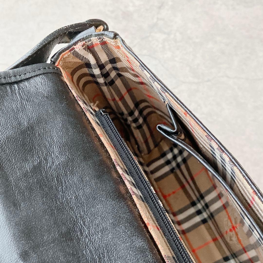 Burberrys バーバリー ブラックレザー ショルダーバッグ ノバチェック