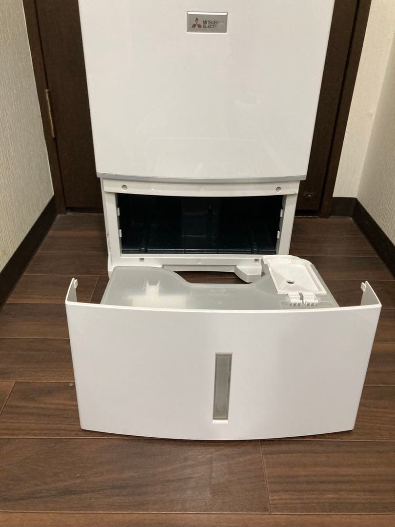 MITSUBISHI 三菱 衣類乾燥除湿機 MJ-PV240RX ホワイト