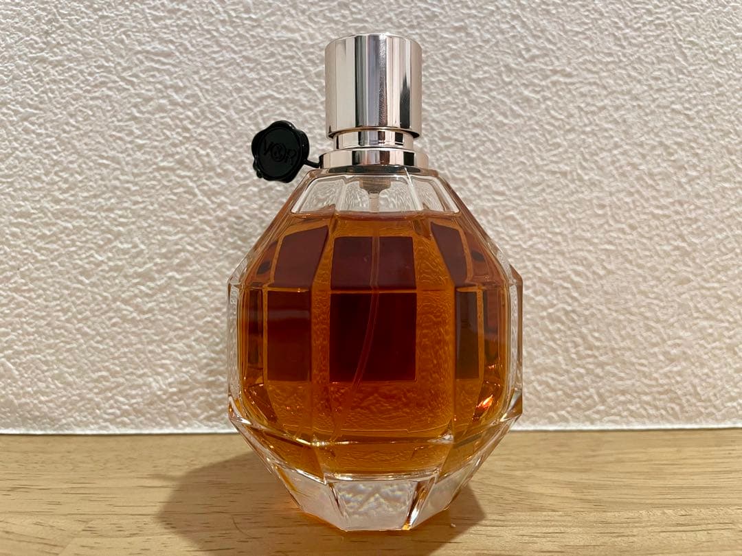 FLOWERBOMB VIKTOR&ROLF 香水 (100ml)