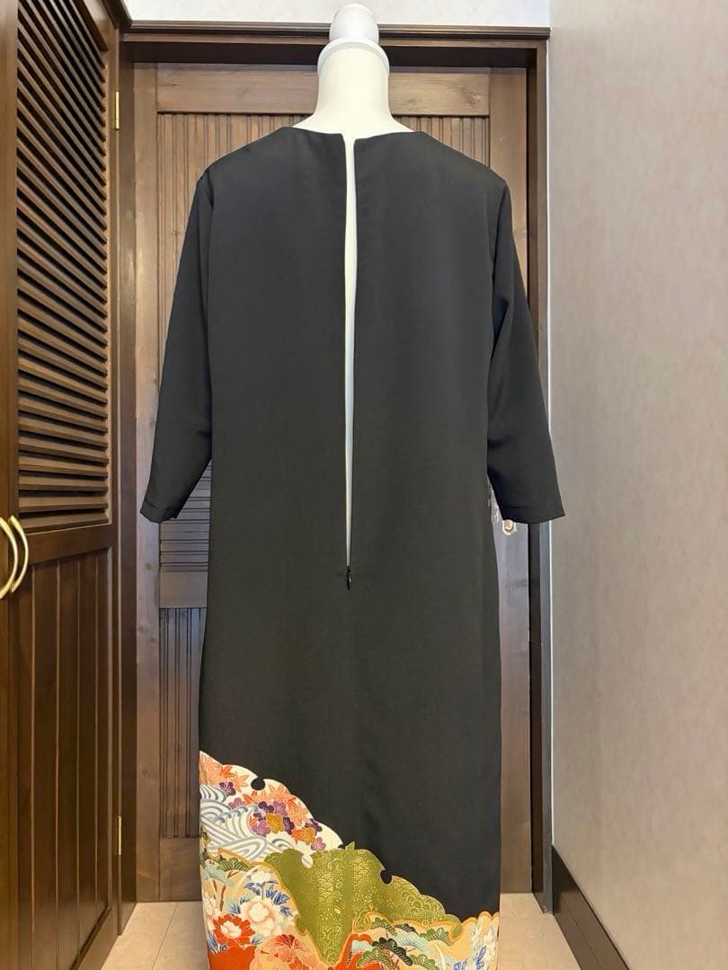 着物リメイク　黒留袖　ロングワンピース　　花鞠