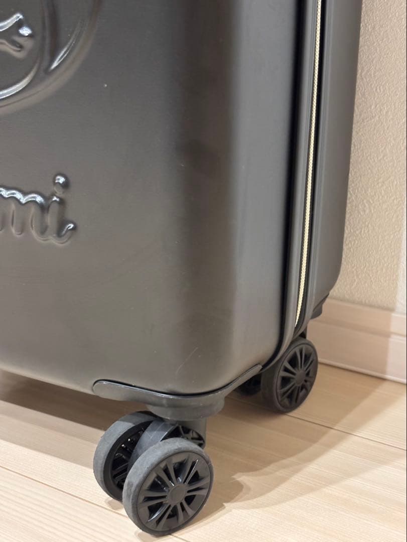 メロクロ おめかし天使シリーズ キャリーケース クロミ　2023年限定 ウインク