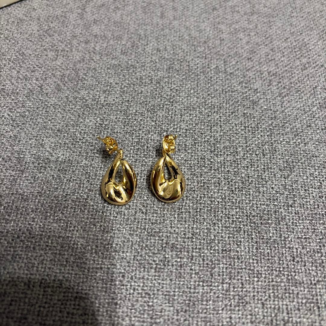 スローブイエナ別注 SHASHI ウェーブピアス