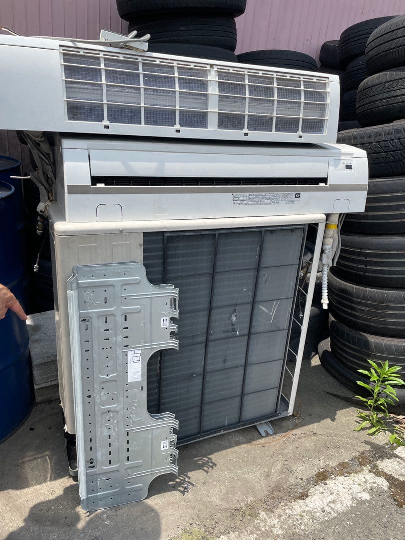 壁掛けエアコン ホワイト　業務用　2台 東芝パッケージエアコン