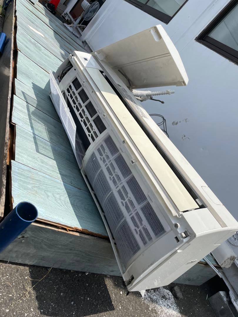 壁掛けエアコン ホワイト　業務用　2台 東芝パッケージエアコン