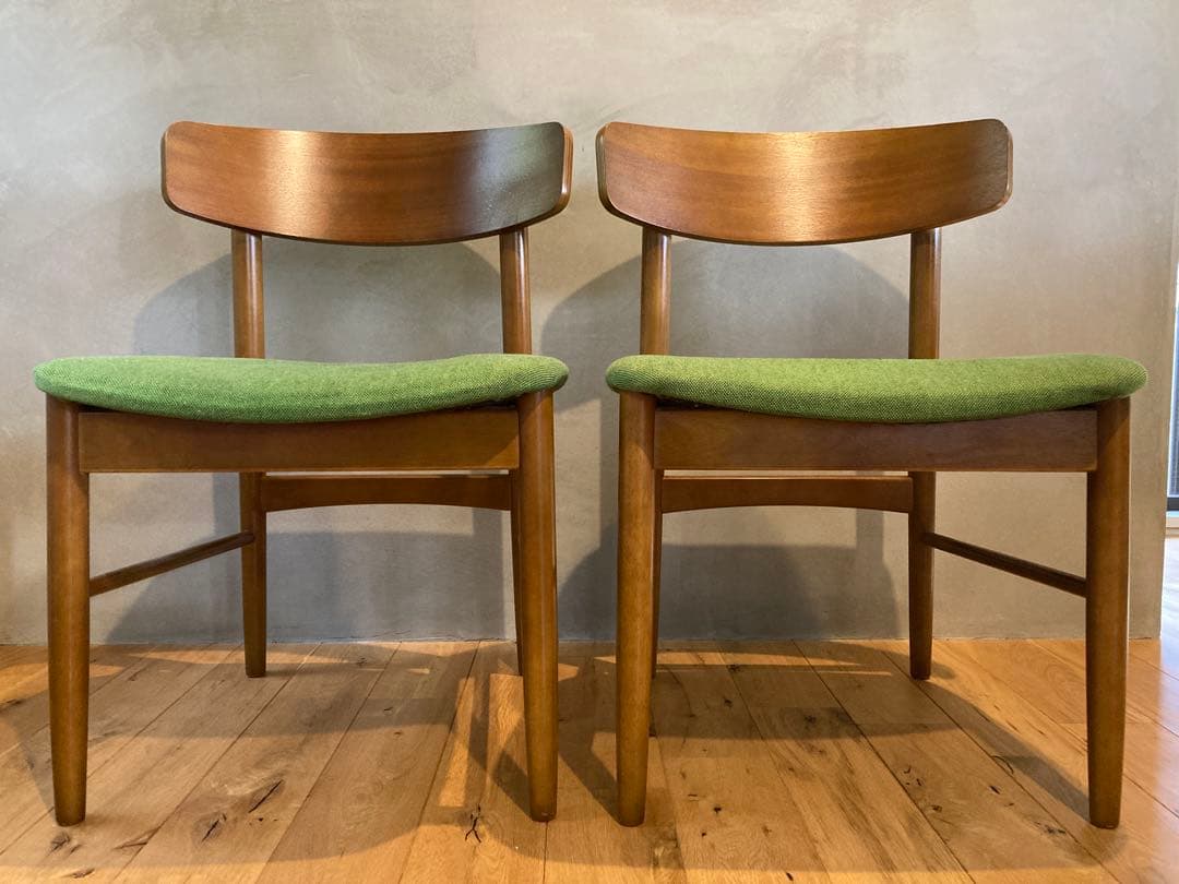 カリモク60 ダイニングチェア Tチェア タープグリーン 2脚セット