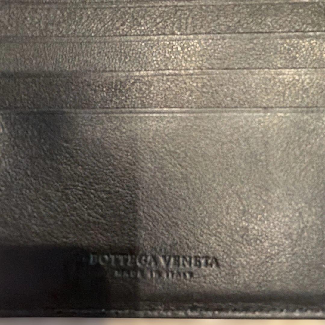 Bottega Veneta 二つ折り財布 黒と青