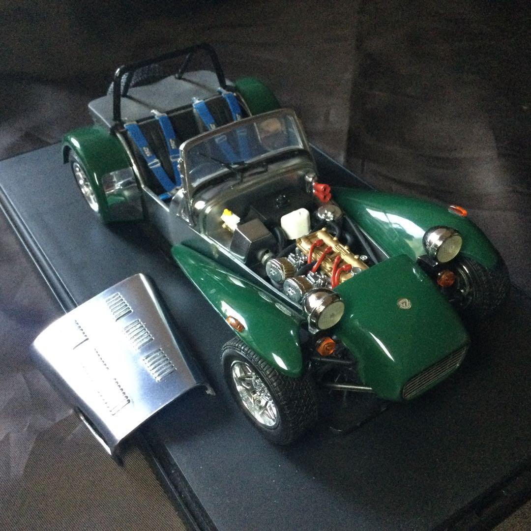 CATERHAM SUPER SEVEN 1/18 京商 ケーターハム　ケース付