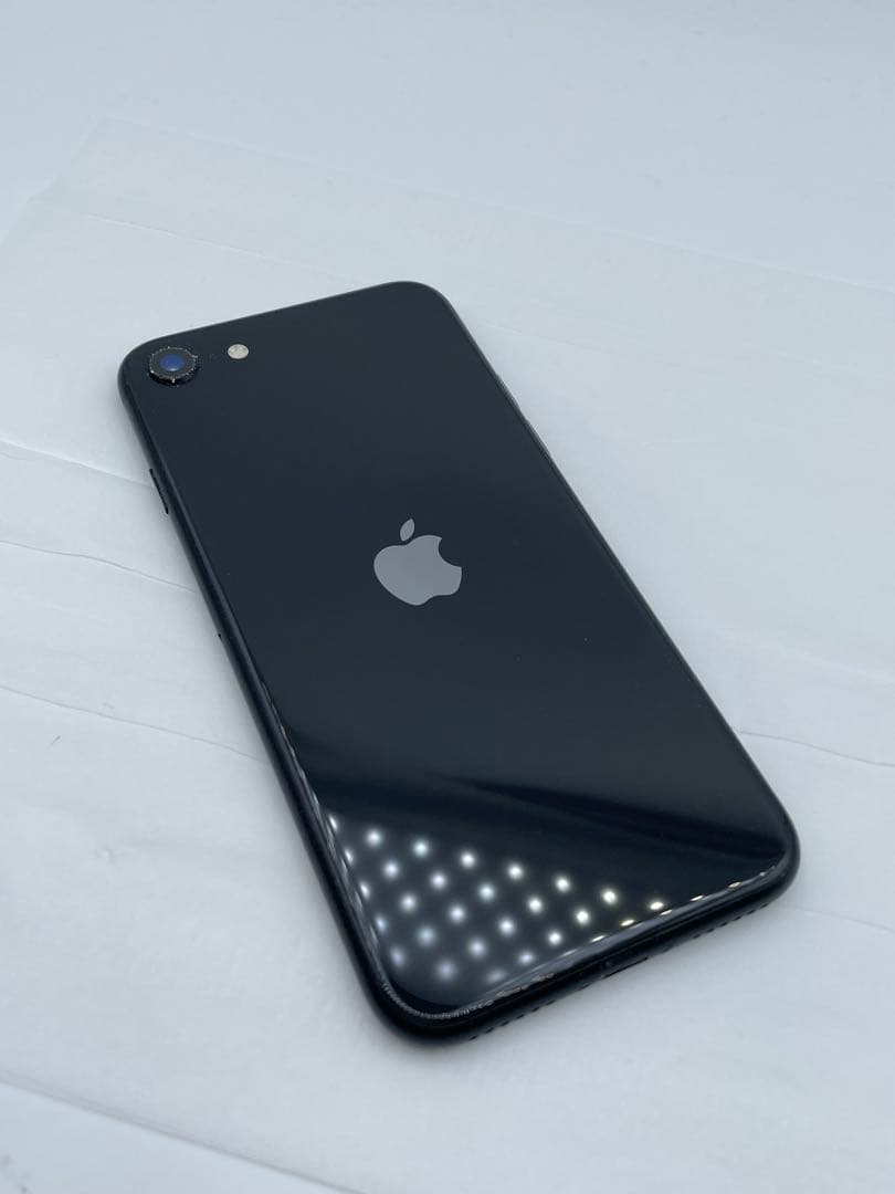 L*y様 iPhone SE (第2世代) ブラック 128GB SIMフリー