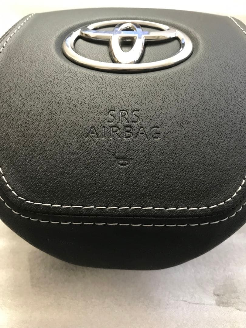 80ハリアー レザー エアバッグカバー シルバーステッチ