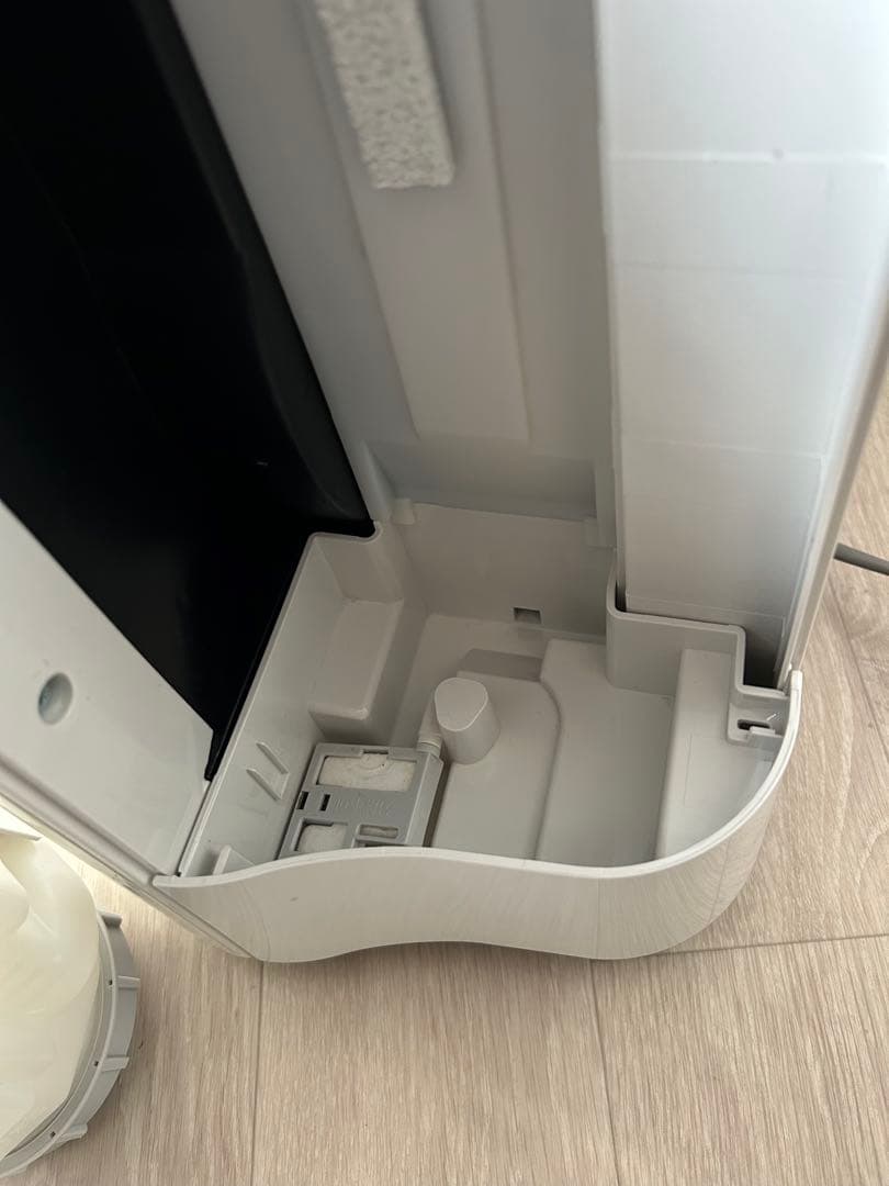 SHARP シャープ　KC-40TH7-W 加湿空気清浄機　空気清浄機