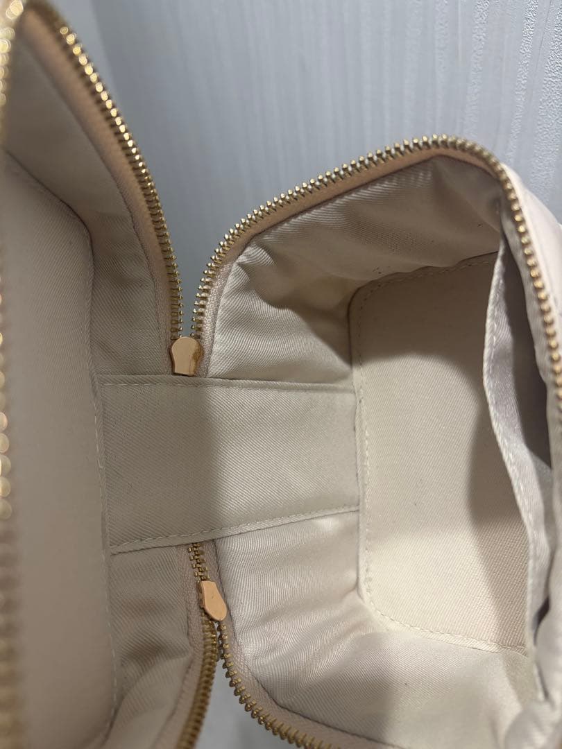 darich ダーリッチ キルティングスクエアミニバッグ アイボリー