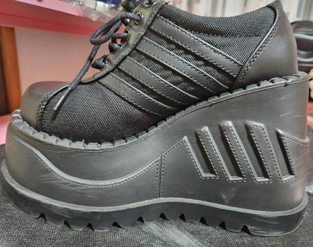 demonia デモニア 厚底スニーカー　箱付き　23.5cm