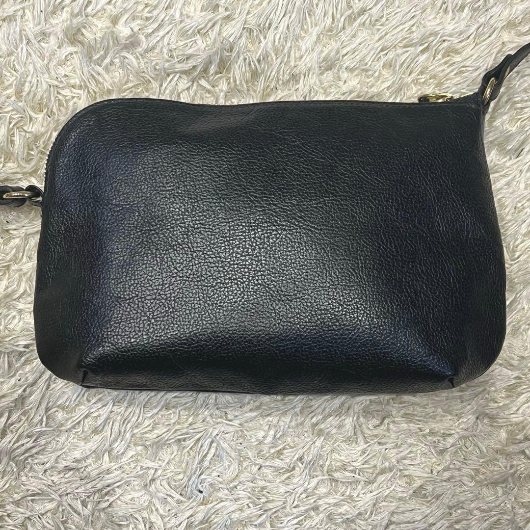 未使用級✨イルビゾンテ ショルダーバッグ サコッシュ レザー ブラック