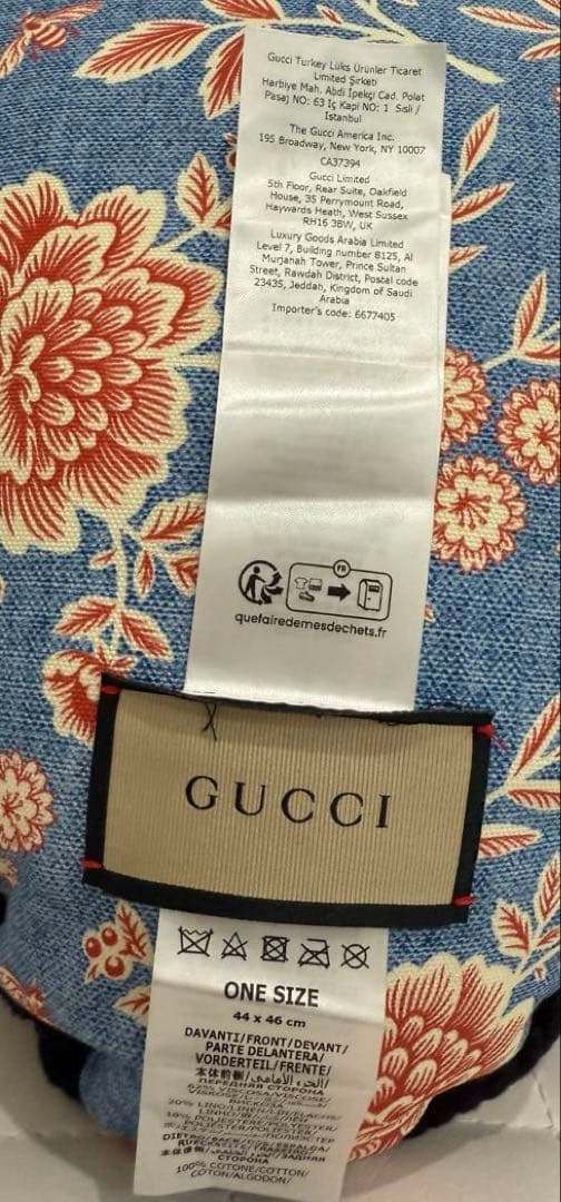 GUCCI グッチ クッション ハート ロゴ