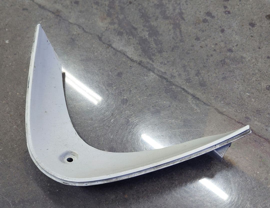 グリン様　ZXR250　フロントカウル　スクリーン付き　ブーメラン