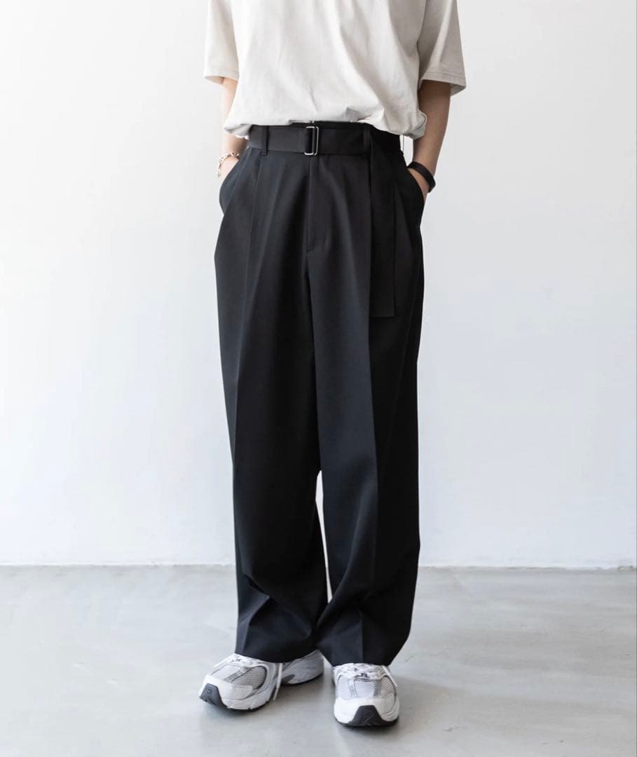 パンツ BELTED WIDE STRAIGHT TROUSERS