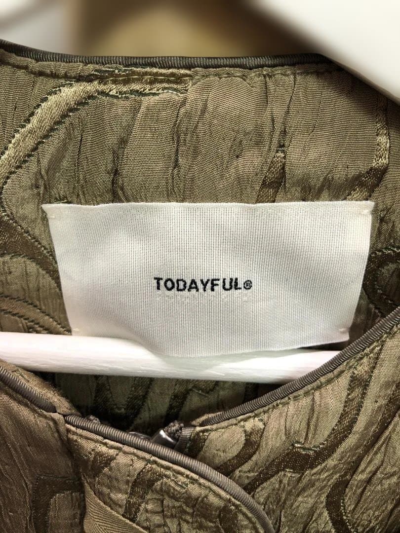 美品 TODAYFUL トゥデイフルジャガードパイピングブルゾン オリーブ 38