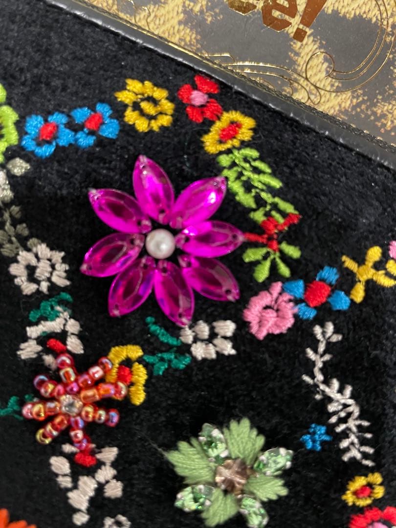 【コメ欄御一読お願い致します】オーバーザレインボーL型長財布 Think Bee