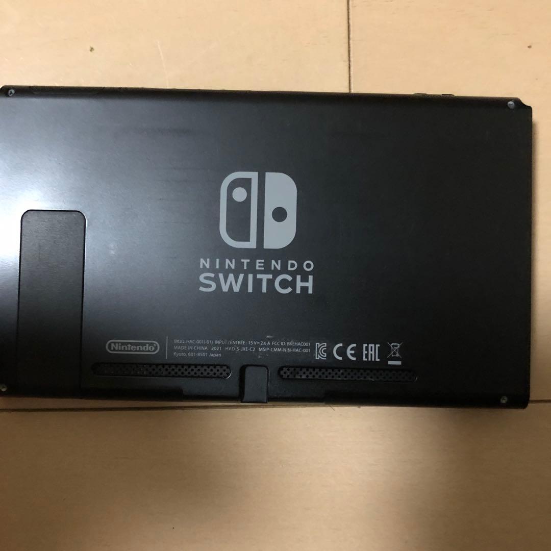 任天堂スイッチ本体　ジョイコン　ジョイコングリップ 。ジャンク品
