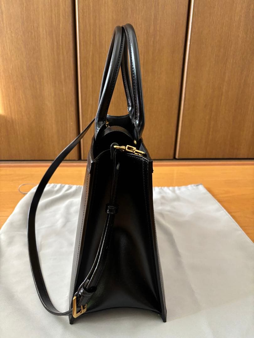 CHARLES & KEITH 黒 トートバッグ