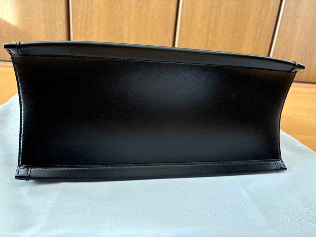 CHARLES & KEITH 黒 トートバッグ