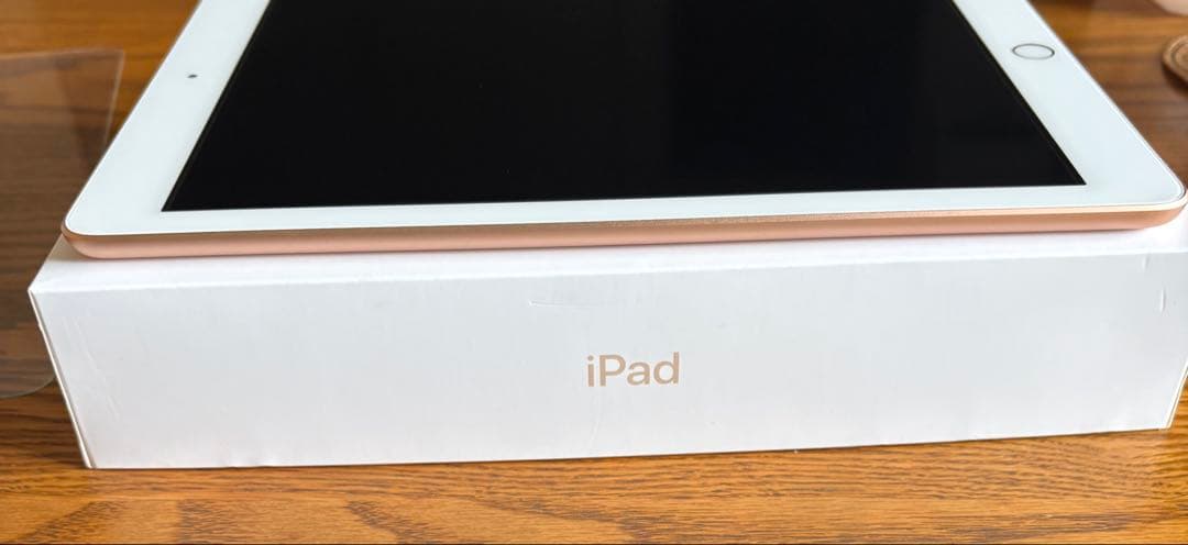 【美品】Apple iPad 第6世代 Wi-Fi 128GB MRJP2J/A