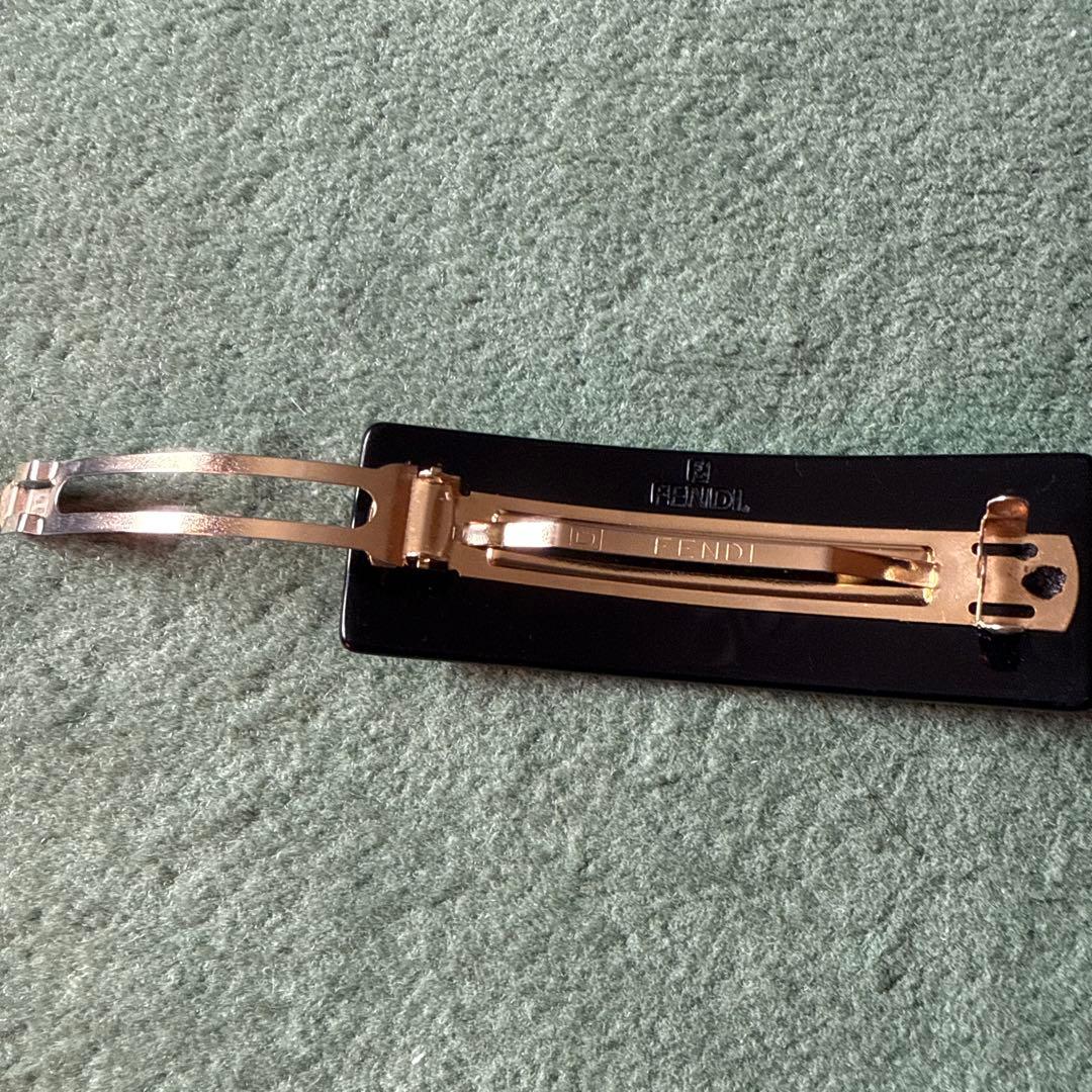 希少　FENDI ロゴバレッタ