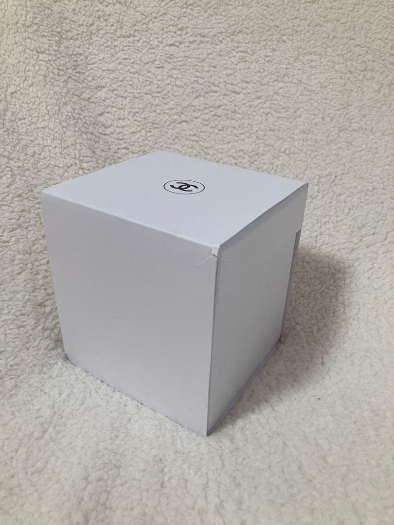 ✨*️様 CHANEL 2025 ホリデー限定 スノードーム 新品 箱付き