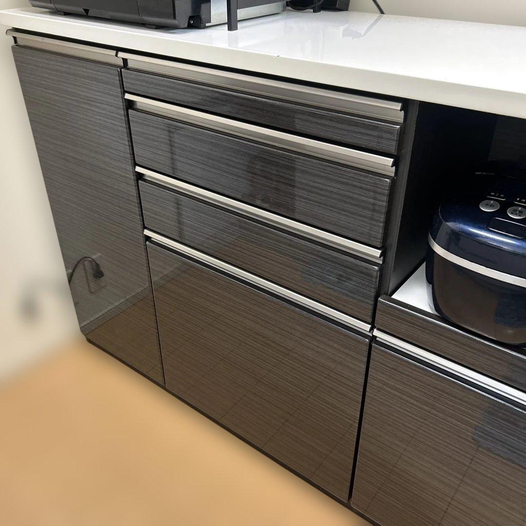 キッチンカウンター　キッチンボード　食器棚　東京インテリア