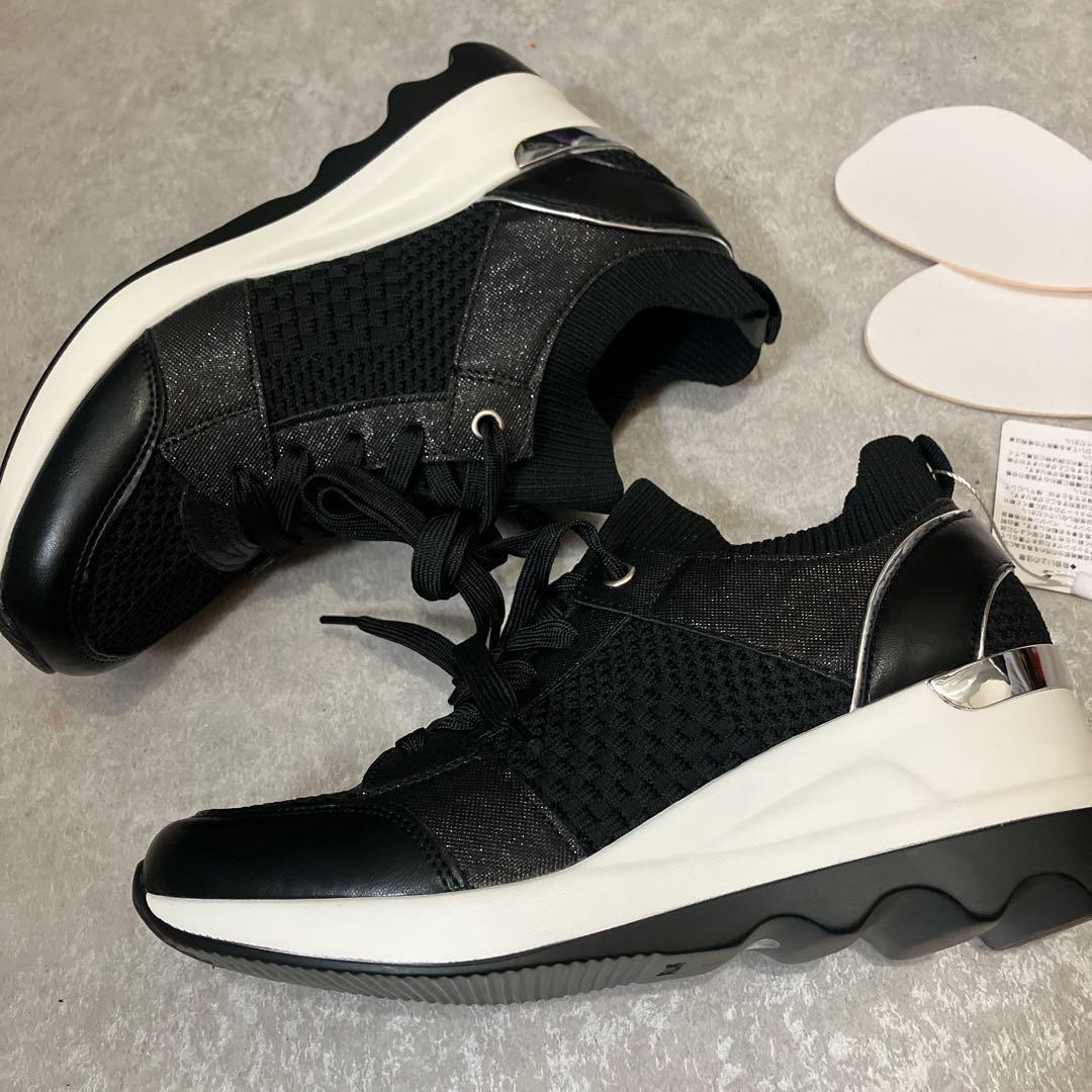 【新品タグ付き】銀座ワシントン、ヒールスニーカー、Lサイズ