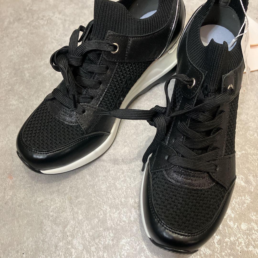 【新品タグ付き】銀座ワシントン、ヒールスニーカー、Lサイズ