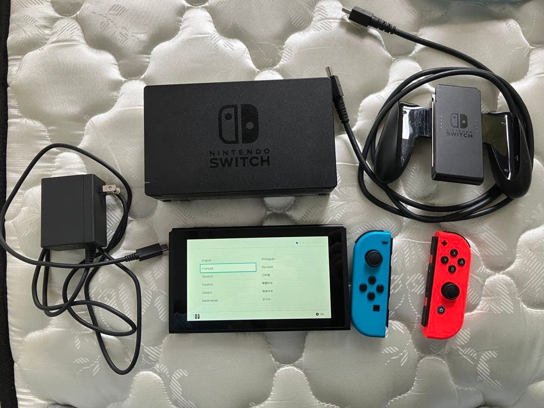 2024年9月購入 Nintendo Switch 本体 ネオンブルー・レッド