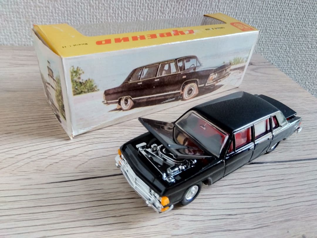 旧ソビエト連邦製ミニカー5台セット　ジル115、177、チャイカ13、14、ラダ