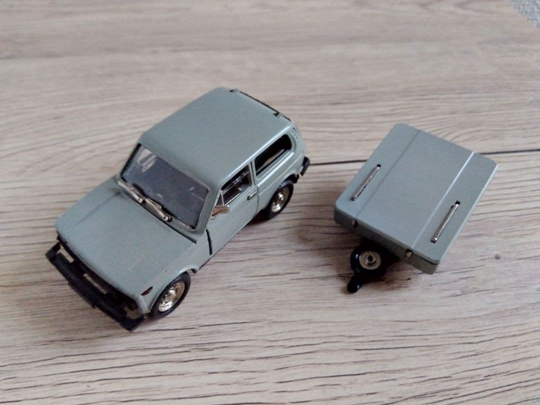 旧ソビエト連邦製ミニカー5台セット　ジル115、177、チャイカ13、14、ラダ