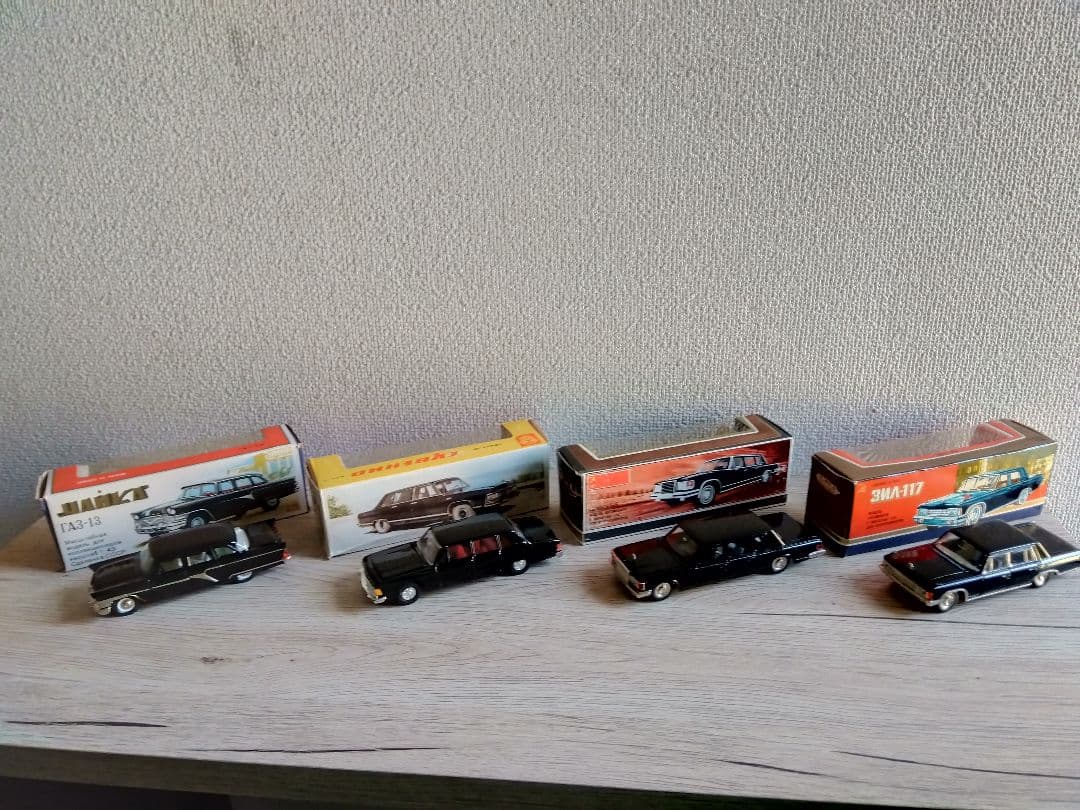旧ソビエト連邦製ミニカー5台セット　ジル115、177、チャイカ13、14、ラダ