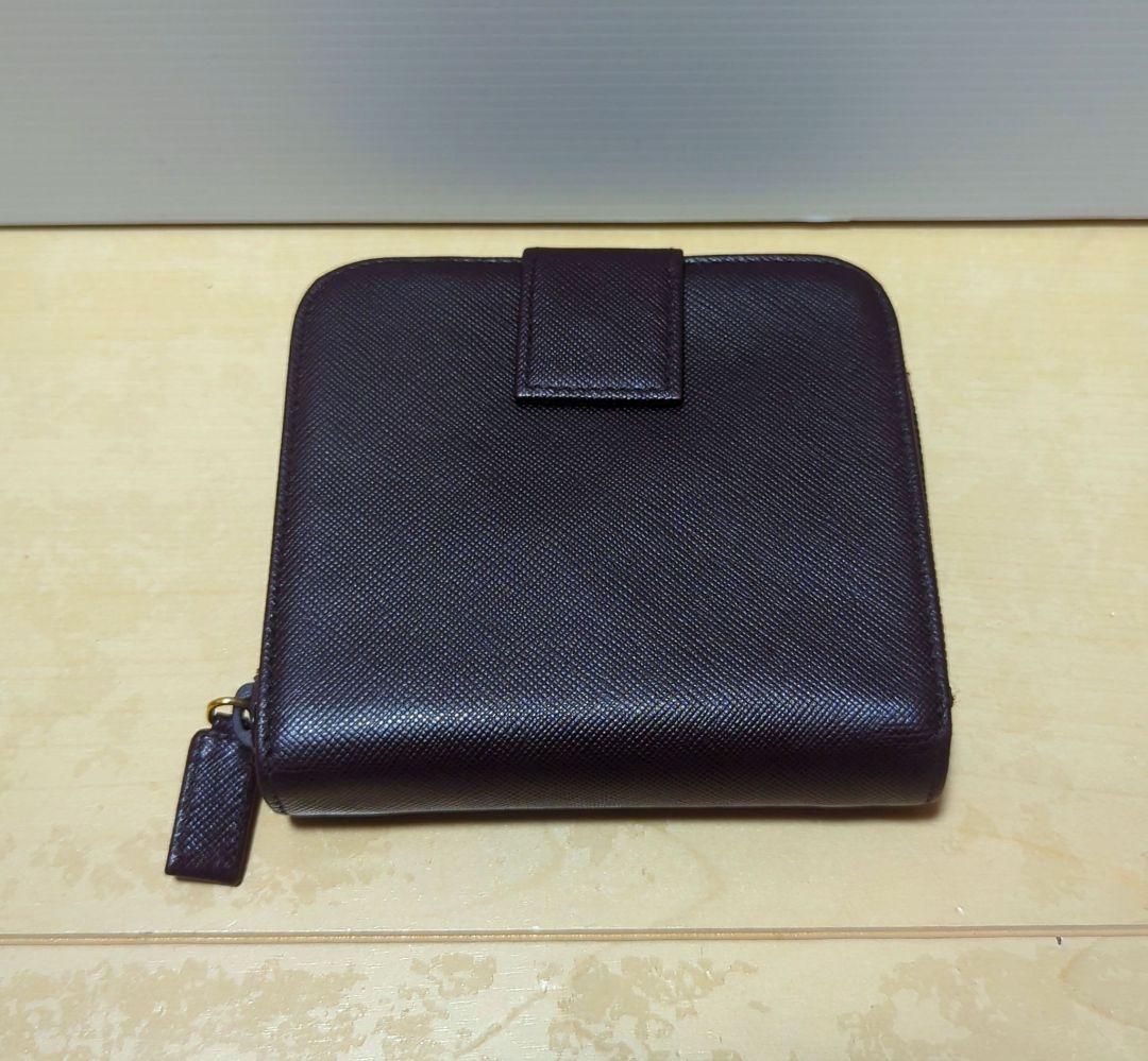 【美品】PRADA 二つ折り財布 ブラウン サフィアーノレザー　値段交渉◯