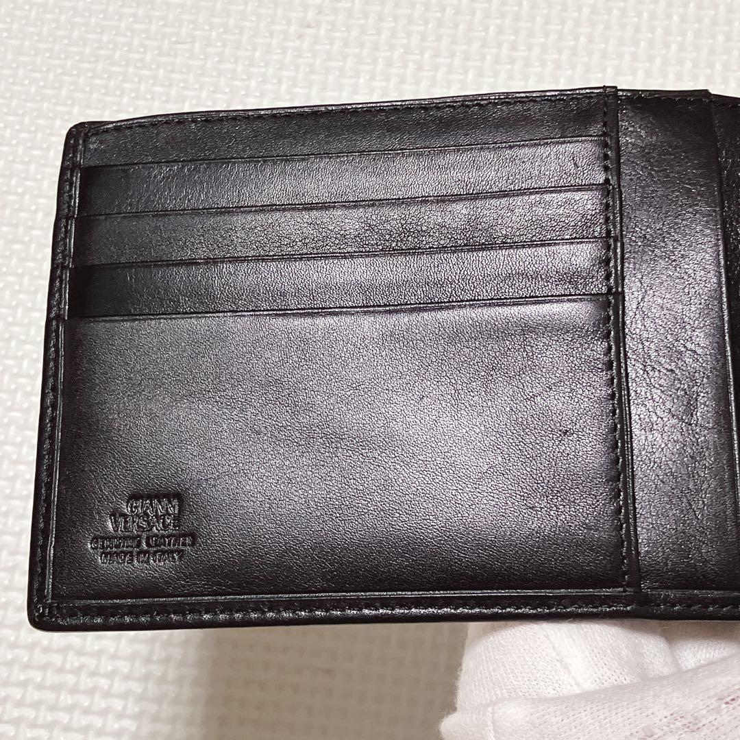 未使用　VERSACE ヴェルサーチ　レザー二つ折り財布　ブラック　黒　箱付き