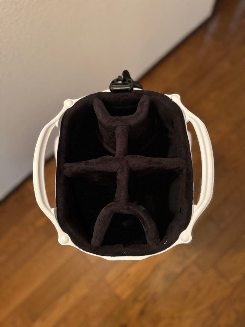 【新品未使用】OMNIX CARBON CADDIE BAG 9型　軽量タイプ