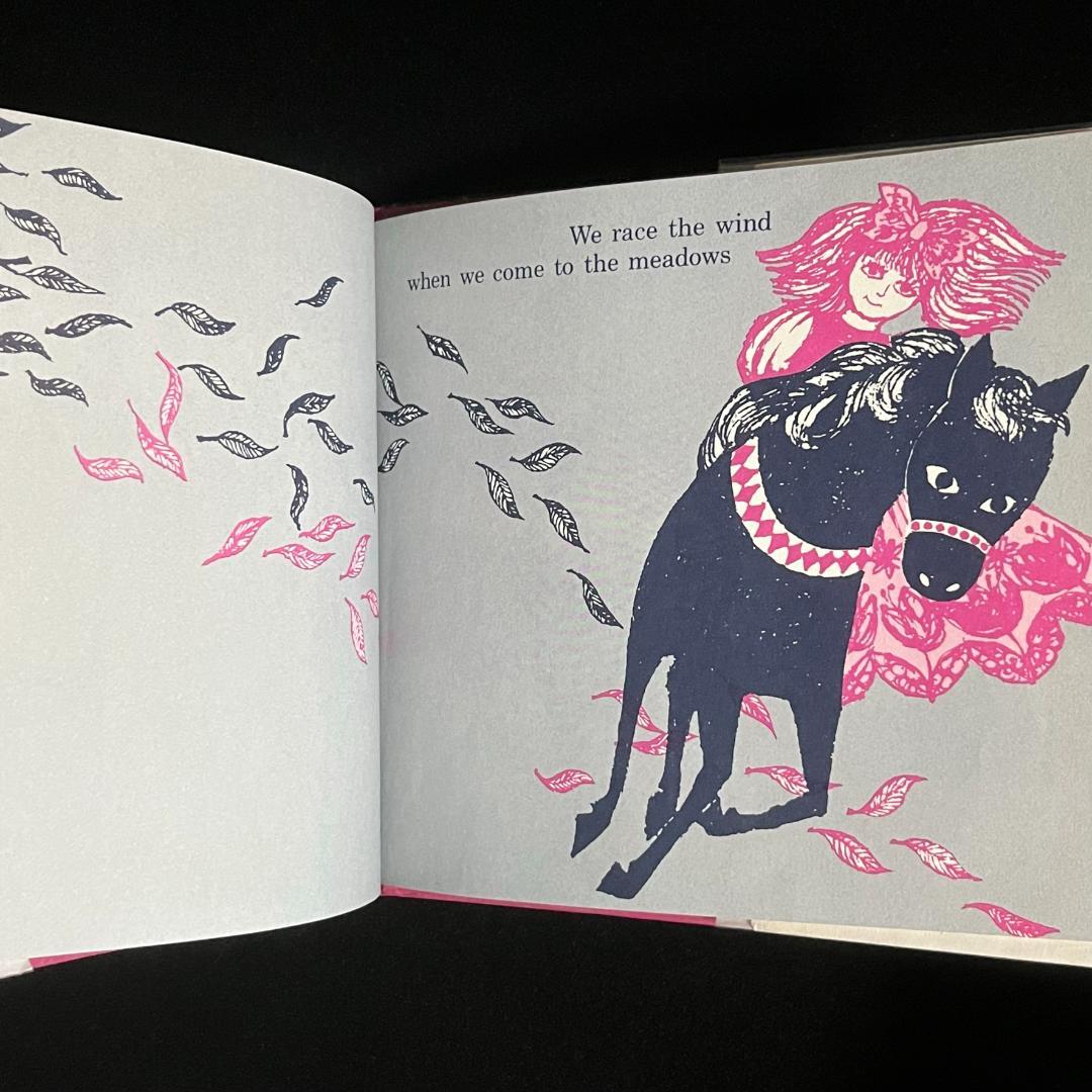 絵本・児童書 I HAVE A HORSE OF MY OWN