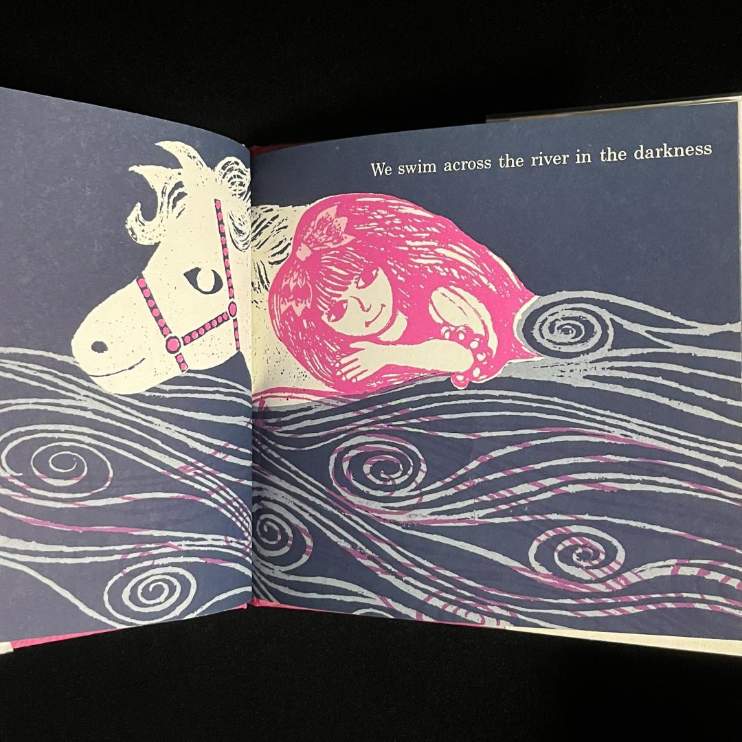 絵本・児童書 I HAVE A HORSE OF MY OWN