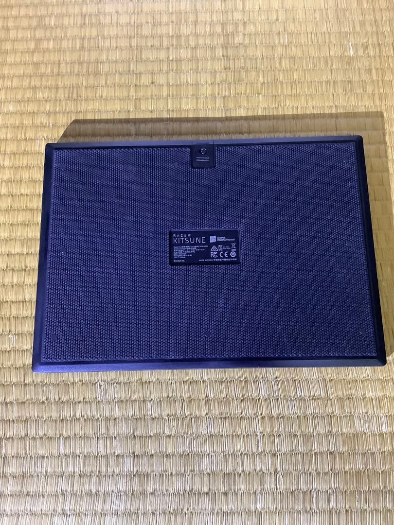 Razer Kitsune 薄型レバーレスコントローラー