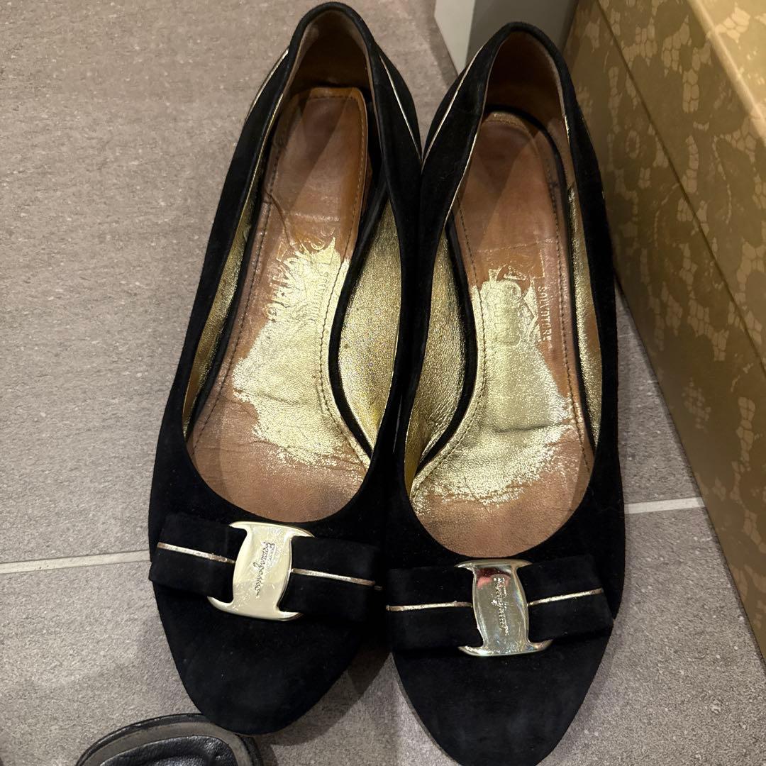 Manolo Blahnik 、ドルガバ、フェラガモ、ロジェ、エルメス靴福袋