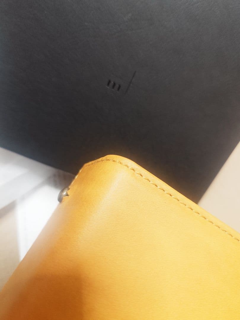 【値下】m+ エムピウ ミッレフォッリエⅡ P30 ナポリ　新品　財布