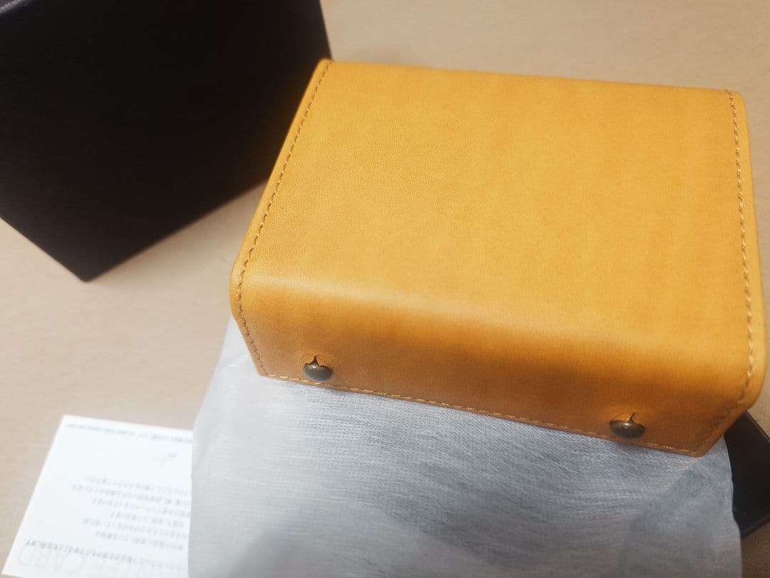 【値下】m+ エムピウ ミッレフォッリエⅡ P30 ナポリ　新品　財布